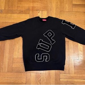 Supreme Sweatshirt